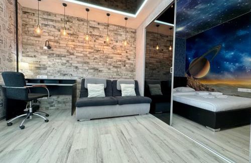 Sukhinovka Apartment | ApartPoltava УНІКАЛЬНІ апартаменти у ЦЕНТРІ з видом на театр Гоголя SOUL TOUCH
