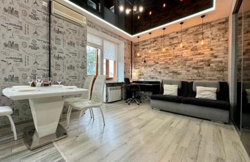 Sukhinovka Apartment | ApartPoltava УНІКАЛЬНІ апартаменти у ЦЕНТРІ з видом на театр Гоголя SOUL TOUCH