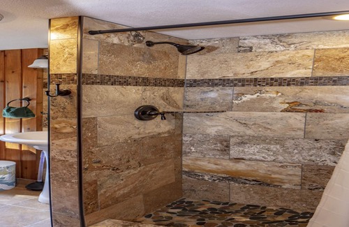 Agpar House | Apgar House- Located inside Glacier National Park!