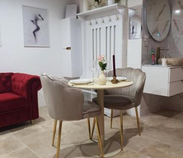 Maraussan Apartment | Aphrodisia loveconcept