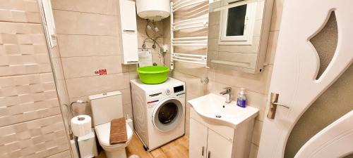 Katerini Apartment | Apollo 4 - Luxury Apartment (City Center Studio)