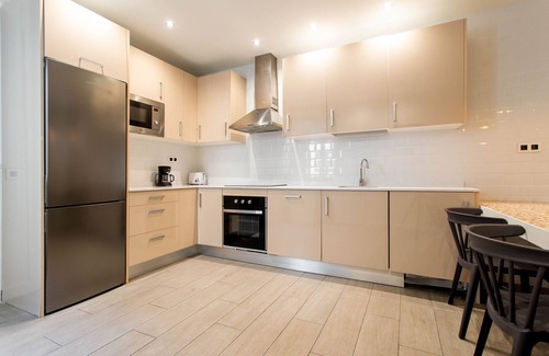 Embajadores Apartment | Apolo VII apartment in Madrid