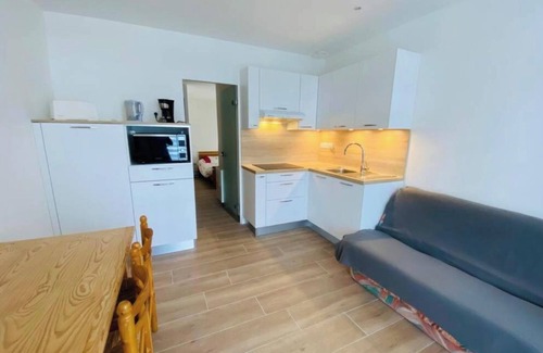 Saint-Palais-sur-Mer Apartment | Appât T2 en Rdc à 50 Mètres de la Plage