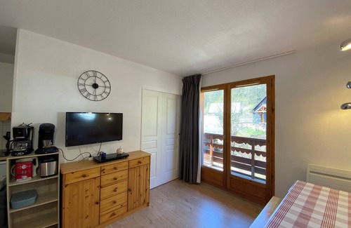 Risoul Apartment | Apparemment sur les Pistes de ski Avec Piscine Risoul1850 Hautes Alpes
