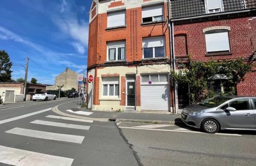 Mons-en-Baroeul Apartment | Appart 58m2 calme et lumineux - Metro à 5 min