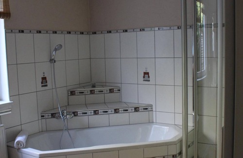 Klagenfurt am Woerthersee House | Appartement/fewo, Dusche Oder Bad, WC, 2 Schlafräu - Pension Biedermann