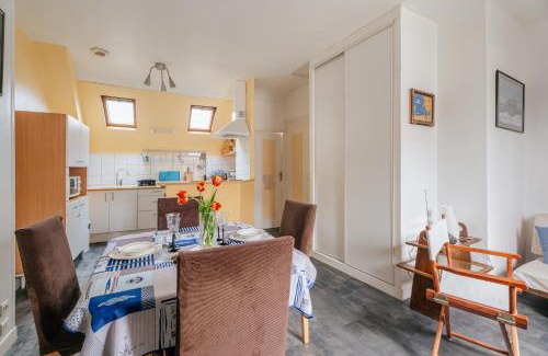 Cancale Apartment | Appart Cancale Centre-ville - Mer