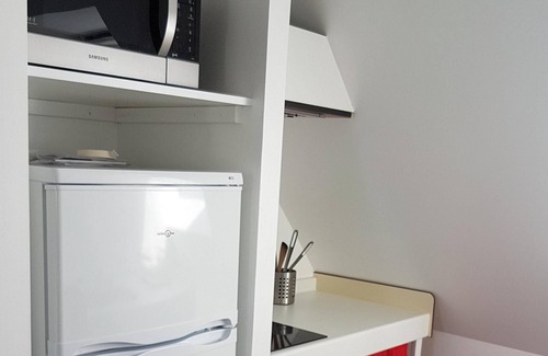 Plouzane Apartment | "Appart-Etape": T1bis 24m², R + 1, furnished for 2 or 3 people, from 2 nights