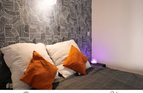 Chasseneuil-du-Poitou Apartment | Appart Hotel T1 EasyPop - 5 min Futuroscope - Rentals du Grand Pont