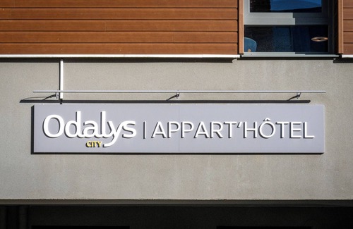 Bourg-l'Eveque Apartment | Appart Hotel Odalys City Rennes Lorgeril