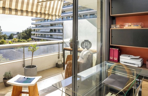 La Plage Apartment | Appart Standing 2p Dans Résidence Sécurisée/terrasse vue mer/Parking/Prox JO