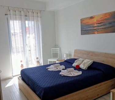 Sant'Agata di Militello Apartment | Appartamento Moderno in Centro città