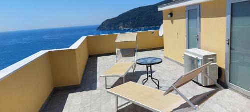 Moneglia Apartment | Appartamenti Enrica with amazing view