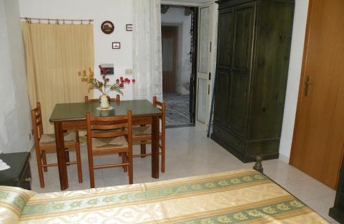 Lipari Historic Centre Apartment | Appartamenti Holiday Housing Lipari Centro