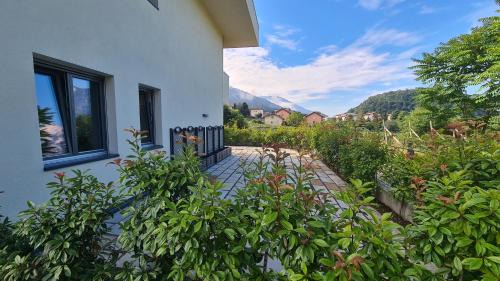 Martignano Apartment | Appartamenti moderni, luminosi e tranquilli con parcheggio privato - Agritur La Tenuta