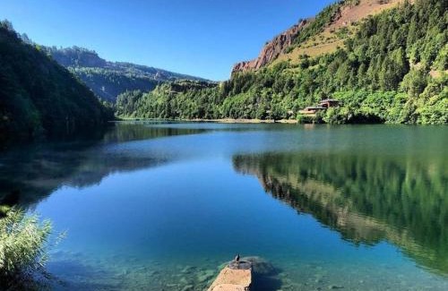 Lona-Lases Apartment | Appartamento al Lago