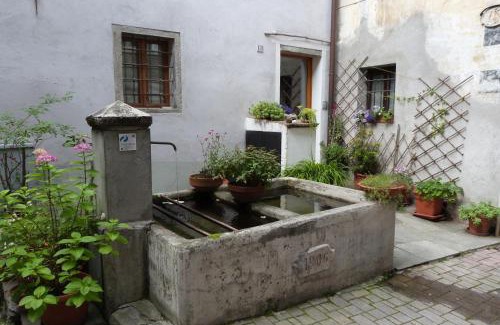 Villa di Chiavenna Apartment | Appartamento CADELAVE