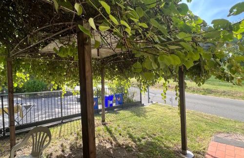 Fornovo di Taro Apartment | appartamento con vista collina Fornovo di Taro