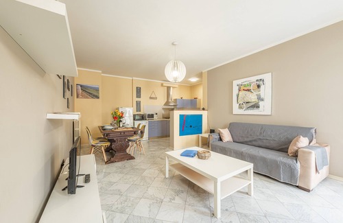 Alba Apartment | Appartamento diVino ,in the heart of Alba