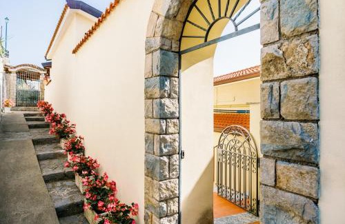 Scala Apartment | Appartamento Ilaria in Villa Laura