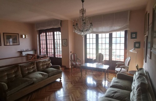Cavoretto Apartment | Appartamento In Casa Collinare Panoramica