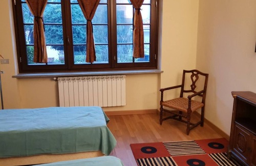 Cavoretto Apartment | Appartamento In Casa Collinare Panoramica