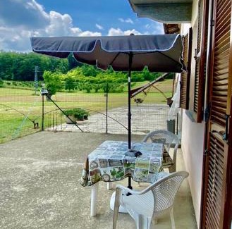 Roatto Apartment | Appartamento in cascina -la cascinetta di Ali-