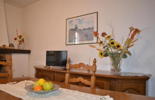 Monticiano Apartment | Appartamento La Chiusa