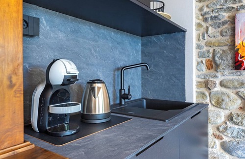 Dogliani Apartment | Appartamento Monet - One Bedroom Apartment, Sleeps 2