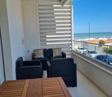 Marotta Apartment | Appartamento vacanze Prima Fila al mare
