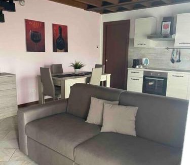 Rozzano Apartment | Appartamento vicino Forum Assago & Humanitas