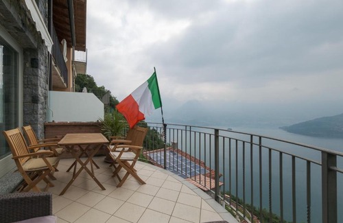 Parzanica Apartment | Appartamento Vittoria