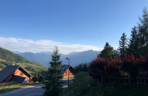 Montgellafrey Apartment | Appartement avec terrasse magnifique vue montagne