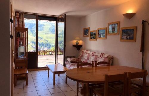 Montgellafrey Apartment | Appartement avec terrasse magnifique vue montagne