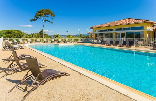 Le Brusc Condo | Appartement moderne pour 4 près de la plage