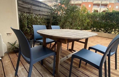Frejus Port Apartment | Appartement 5 Pers Avec Terrasse 30m2 Quai Cléopâtre Cœur Port Fréjus