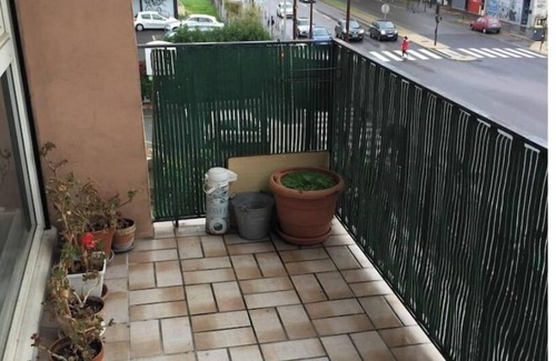 Quartier Centre Ville Apartment | Appartement Accueillant à une Demi-heure de Paris