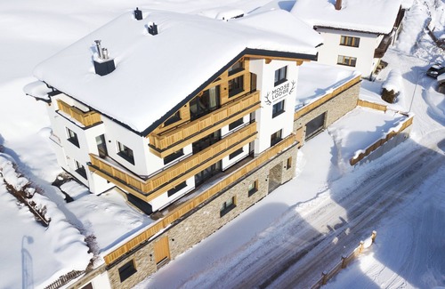 Sankt Anton am Arlberg Apartment | Appartement STEINBOCK 4-10 Personen - Moose Lodge