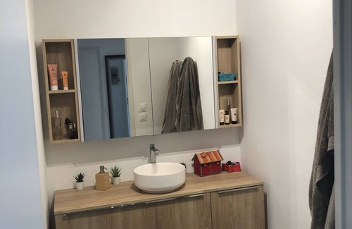 Gambetta Apartment | Appartement Avec Terrasse Cosy et Calme en Coeur de Ville