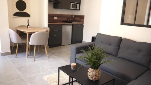 La Crau Apartment | Appartement calme et cosy à deux pas du centre ville