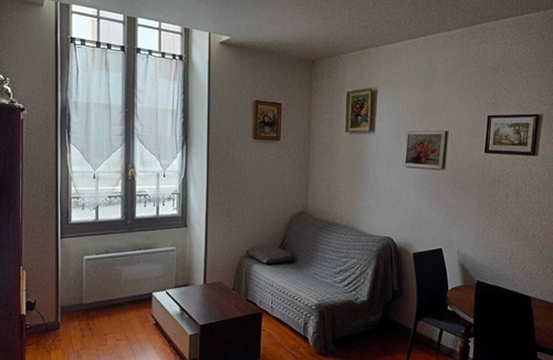 Aire-sur-l'Adour Apartment | Appartement Centre Ville sur le Chemin de Compostelle