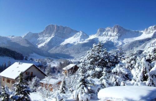 Gresse-en-Vercors Apartment | Appartement chaleureux à Gresse-en-Vercors 43 m² vue montagne
