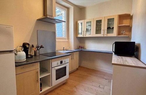 Laval Apartment | Appartement Confort Laval Centre !