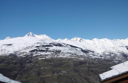 Bellentre Apartment | Appartement cosy 4 pers, proche pistes, balcon, parking - FR-1-353-61