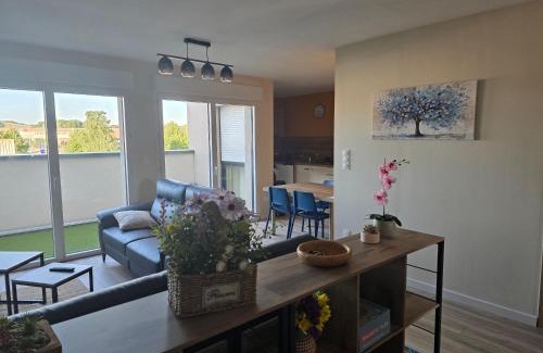 Longuenesse Apartment | Appartement cosy proche Sceneo, Auchan, Saint-Omer