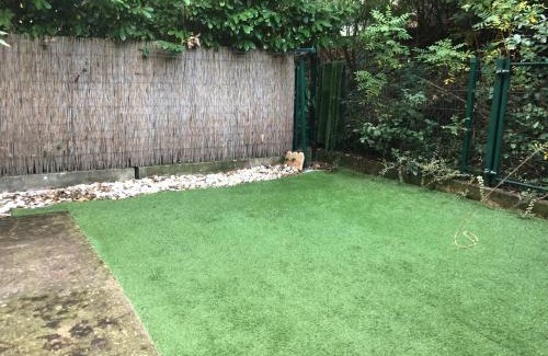 Aiguelongue Apartment | Appartement dans quartier calme avec petit jardin