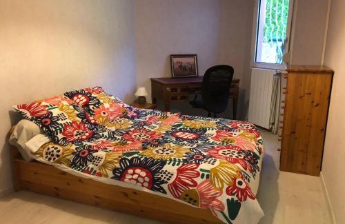 Aiguelongue Apartment | Appartement dans quartier calme avec petit jardin