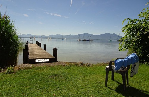 Gollenshausen a.Chiemsee Apartment | Appartement 1 - 22 qm - Wohn-/Schlafraum, Küche, Dusche, WC, eigener Balkon