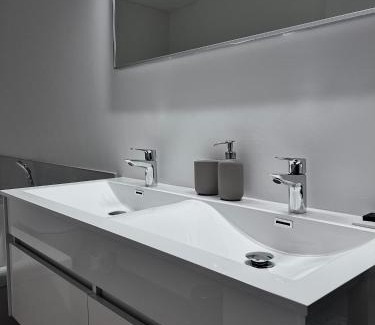 Vaux-sur-Sure Apartment | Appartement Deluxe