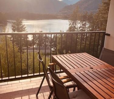 Landskron Apartment | Appartement direkt am Ossiachersee